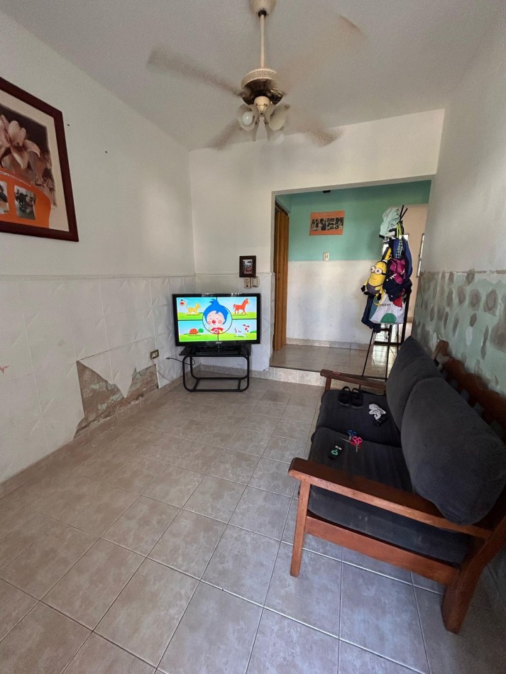 Alejo Peyret 57. Casa con 3 dormitorios y 2 baños