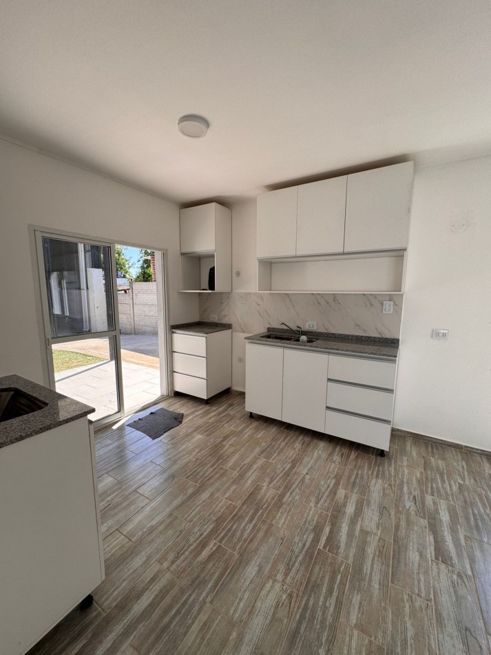 casa 2 dorm mas galpon