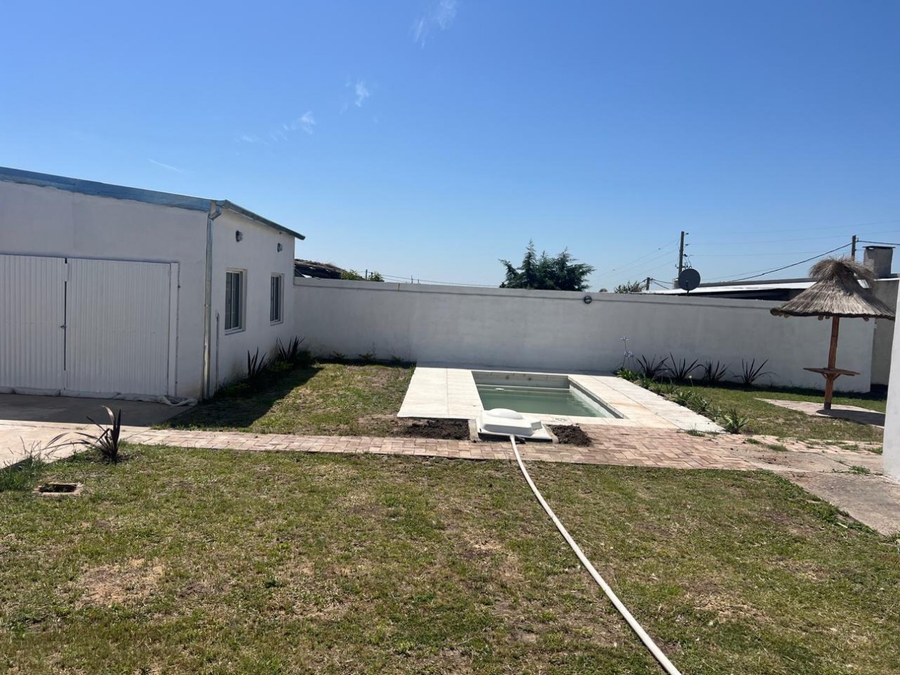 Casa 2 dorm mas Local Comercial Colonia Ensayo