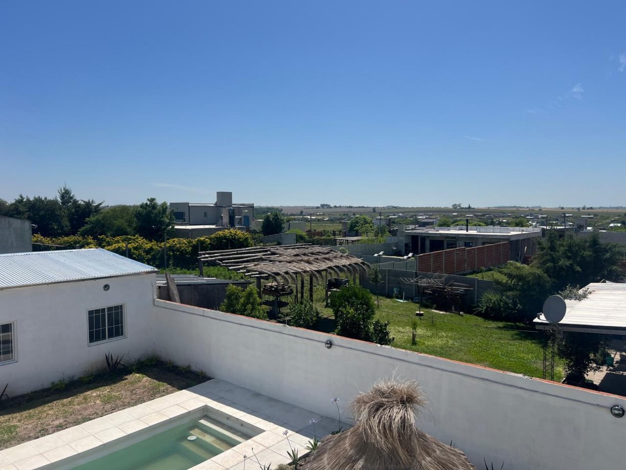 Casa 2 dorm mas Local Comercial Colonia Ensayo