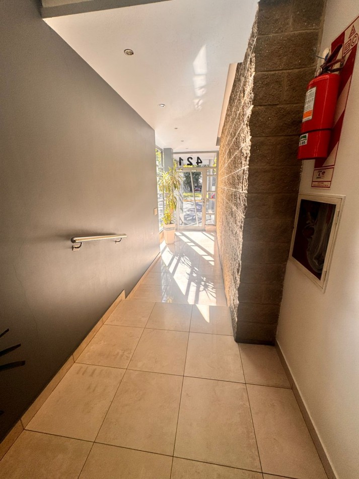 Semi Piso 3 dorm Parque Urquiza Calle Alameda y Tucuman
