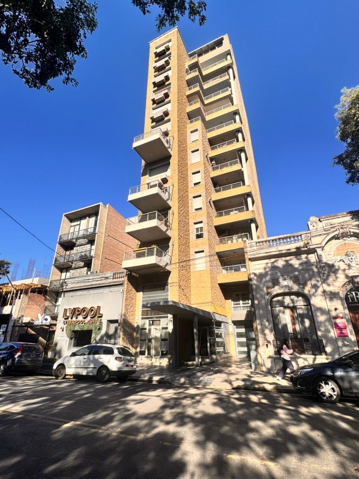 Semi Piso 3 dorm Parque Urquiza Calle Alameda y Tucuman