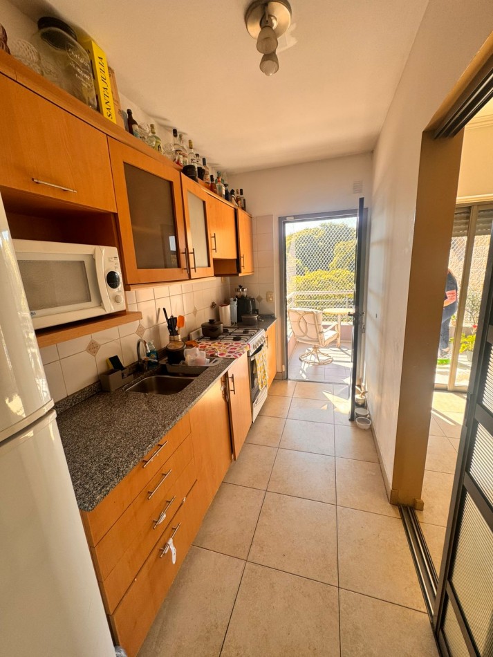 Semi Piso 3 dorm Parque Urquiza Calle Alameda y Tucuman