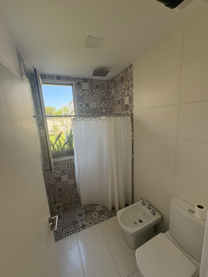 CASA EN VENTA 3 DORM ACCESO NORTE