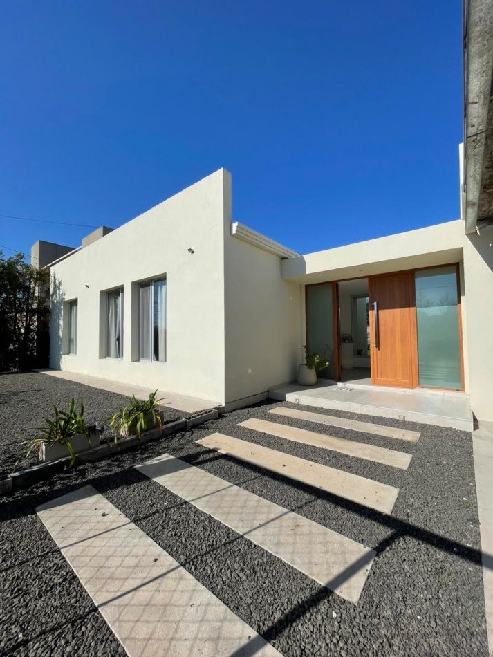 CASA EN VENTA 3 DORM ACCESO NORTE