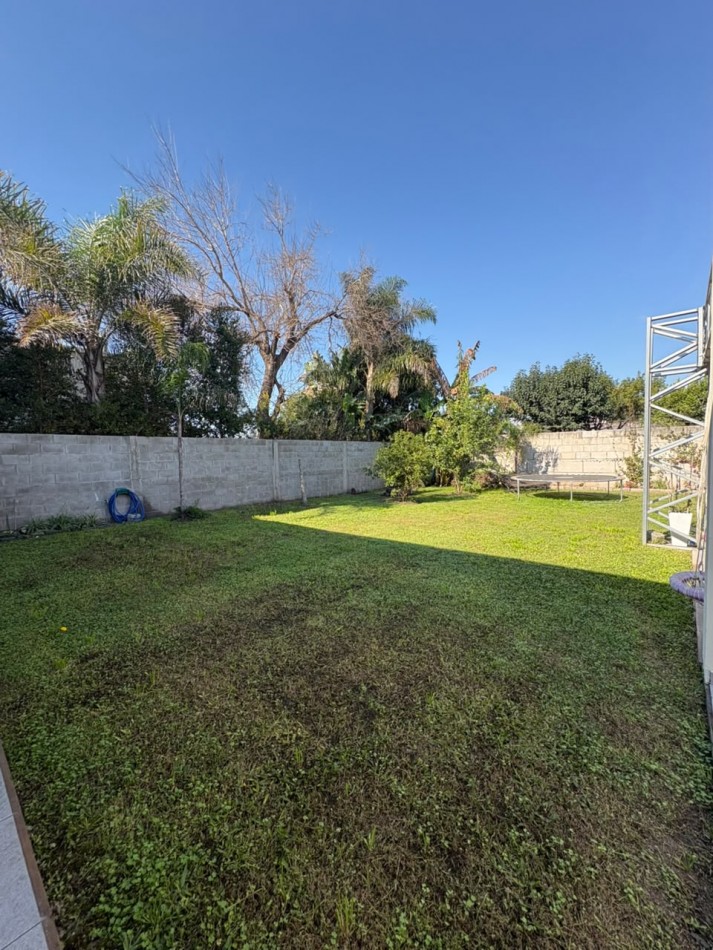 CASA EN VENTA 3 DORM ACCESO NORTE