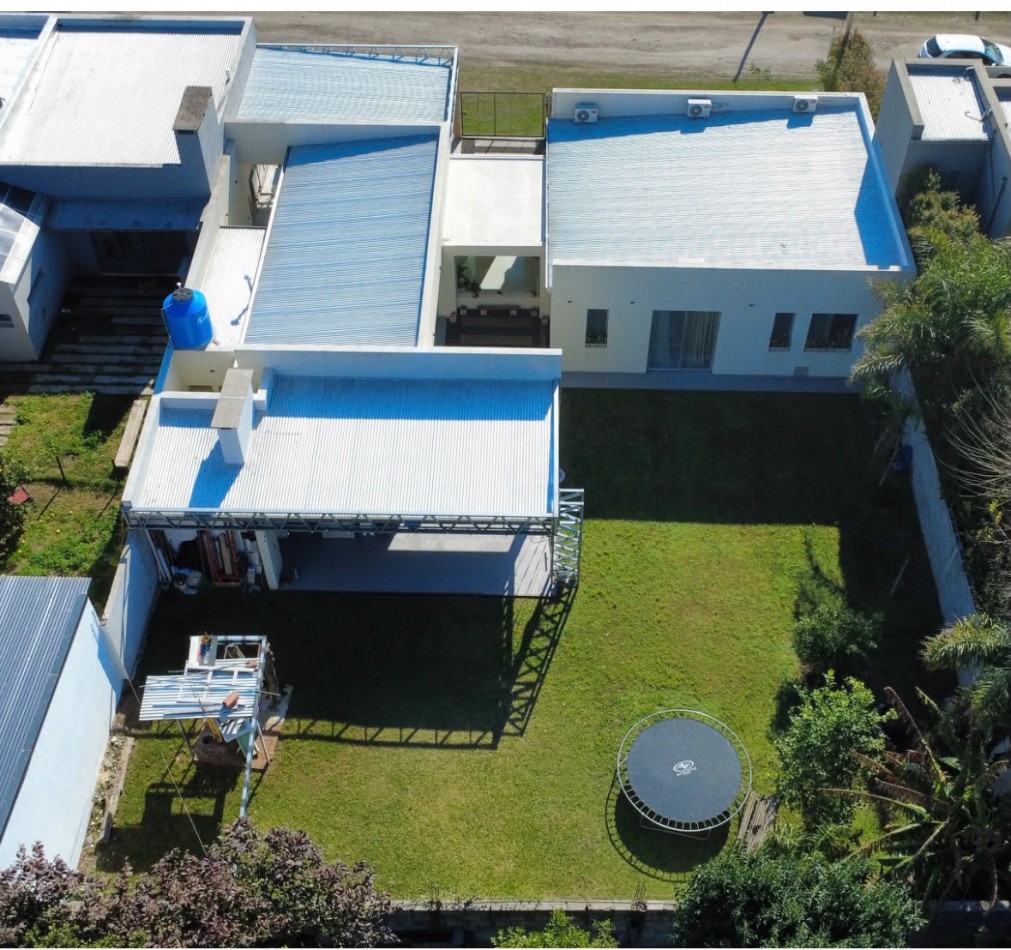 CASA EN VENTA 3 DORM ACCESO NORTE