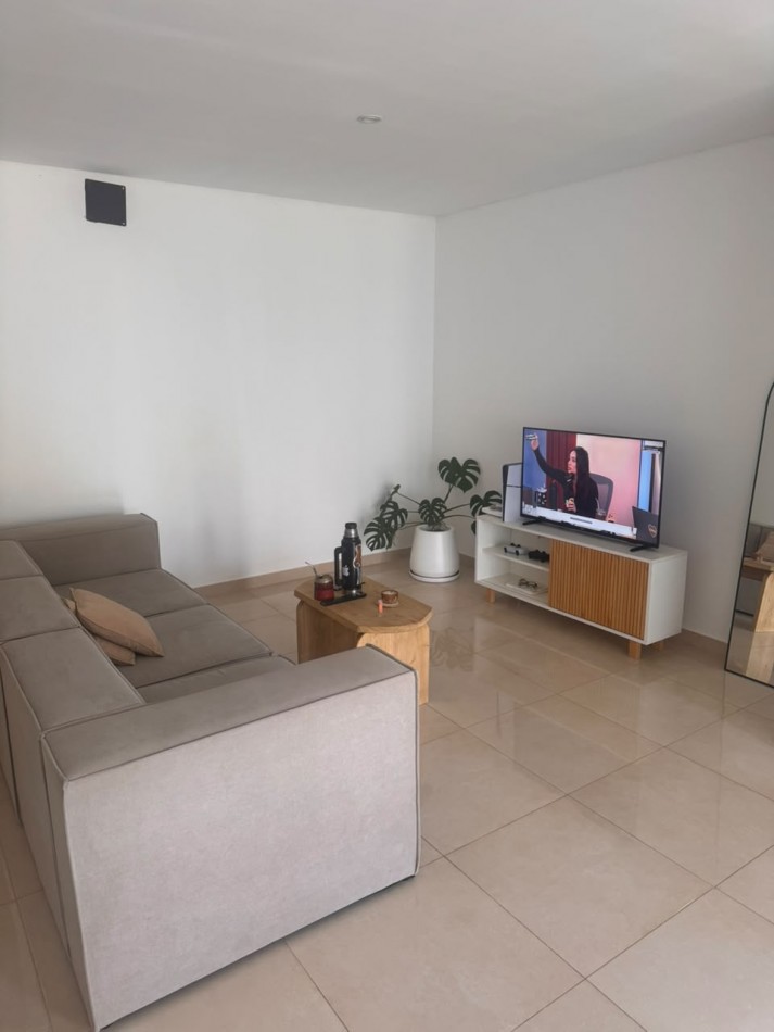 Acceso Norte casa 3 dorm gas natural asfalto cloacas