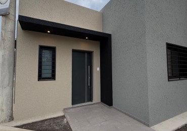 Casa a estrenar 2 dorm calle Basavilvaso y Parera
