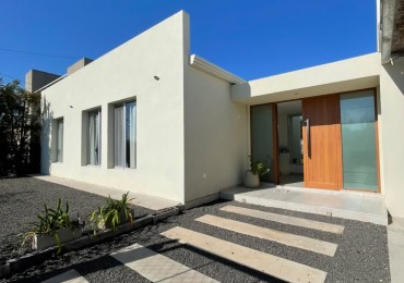 CASA EN VENTA 3 DORM ACCESO NORTE